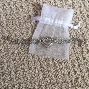 Brighten heart bracelet